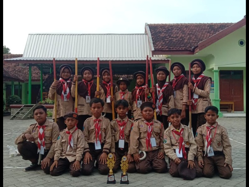Prestasi Siswa SD Negeri 2 Palangan pada Lomba Tingkat II Gerakan Kwarran Kecamatan Jangkar