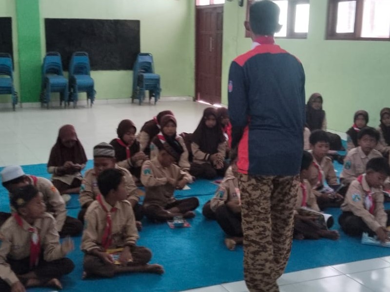 Latihan Rutin Pramuka Tinggat Penggalang
